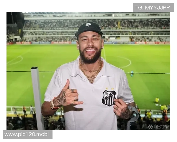 莱恩-安德森现场观战老东家魔术比赛，并接受采访