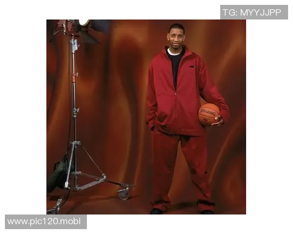 连续第二赛季进全明星!申京晒全明星球衣照 还和女友暧昧合照 连续第二赛季进全明星!申京晒全明星球衣照 还和女友暧昧合照